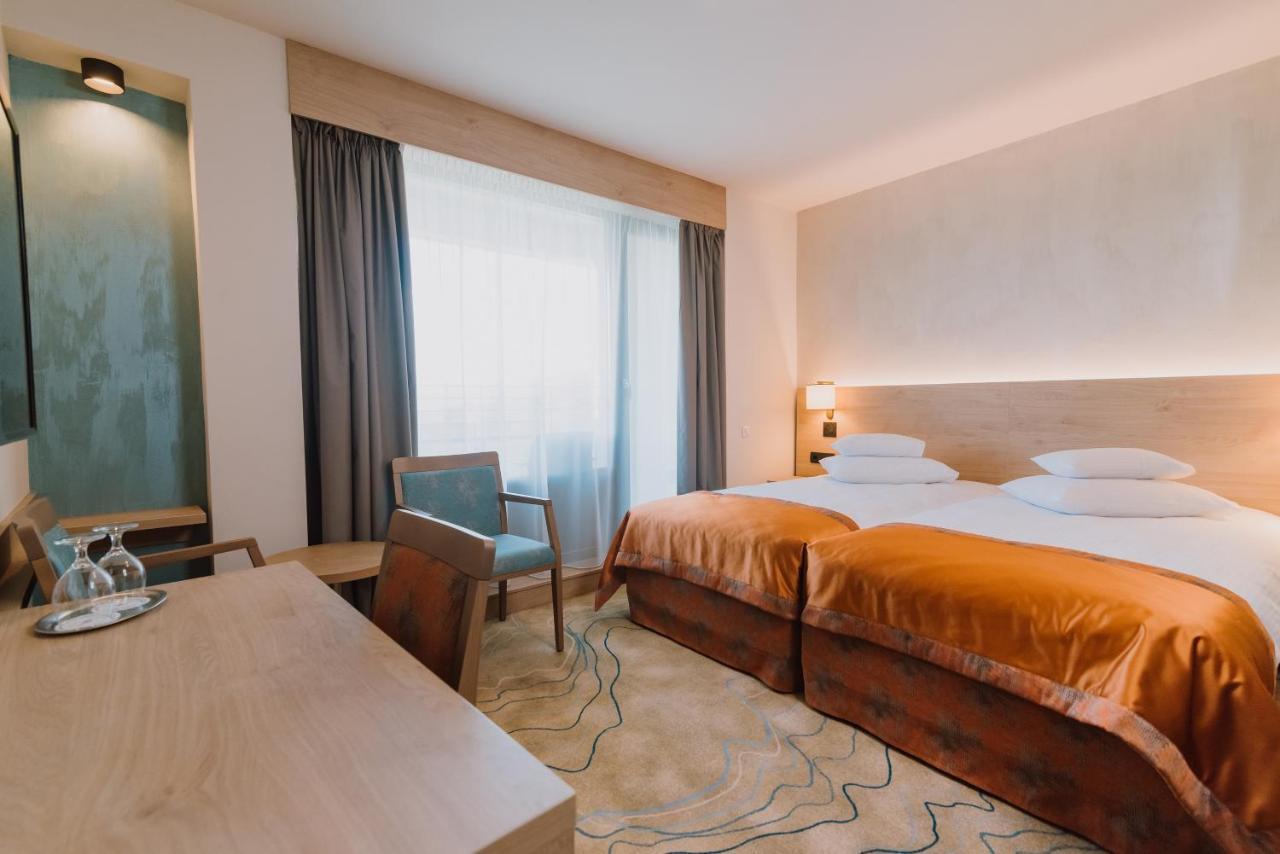 Hotel Ensana Ursina Sovata Zewnętrze zdjęcie
