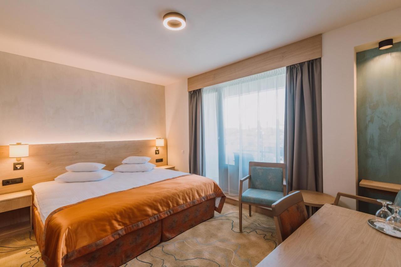Hotel Ensana Ursina Sovata Zewnętrze zdjęcie