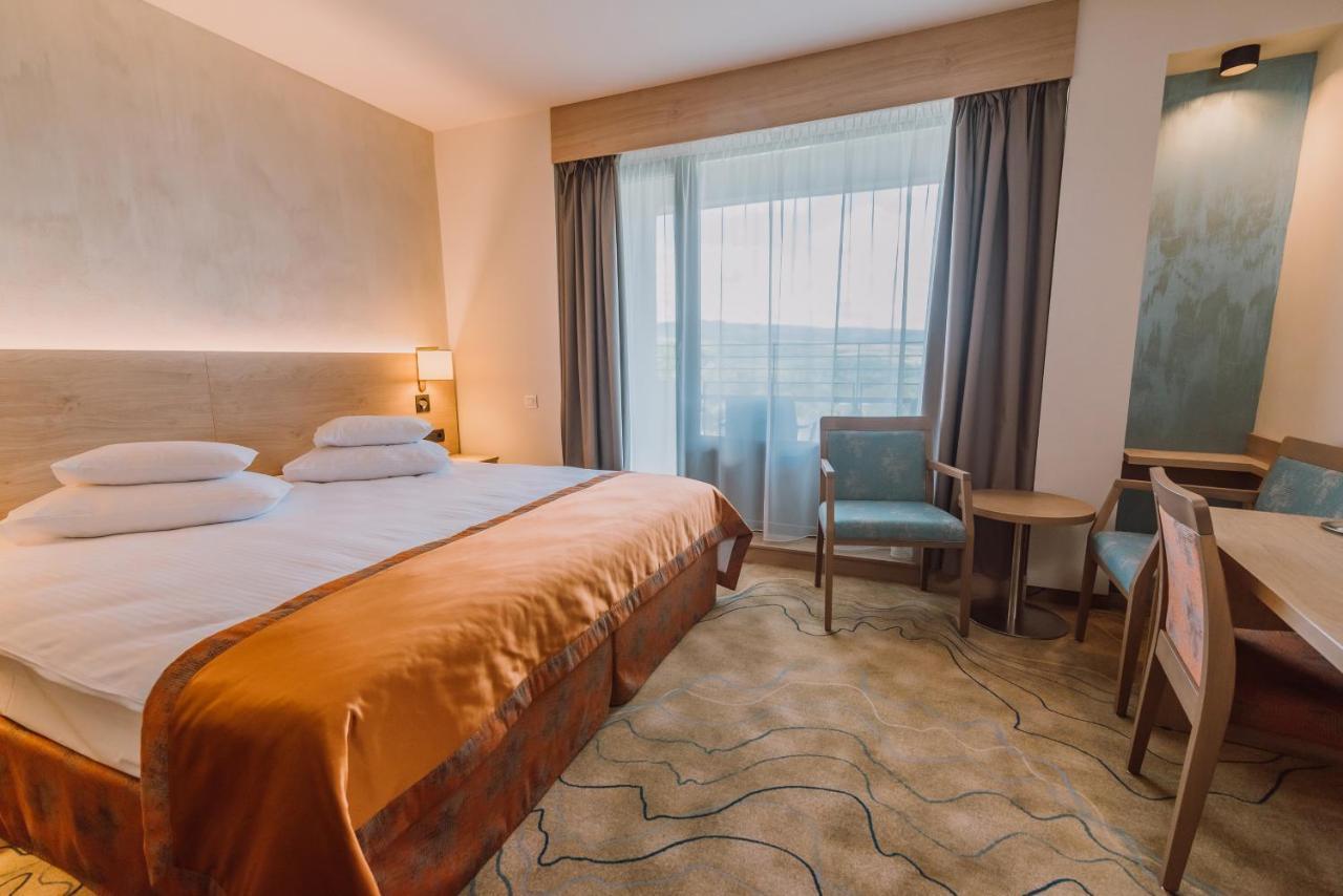 Hotel Ensana Ursina Sovata Zewnętrze zdjęcie